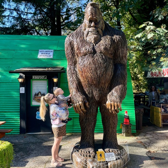 Meet your Posher, Kelly - Picture 1 of 4